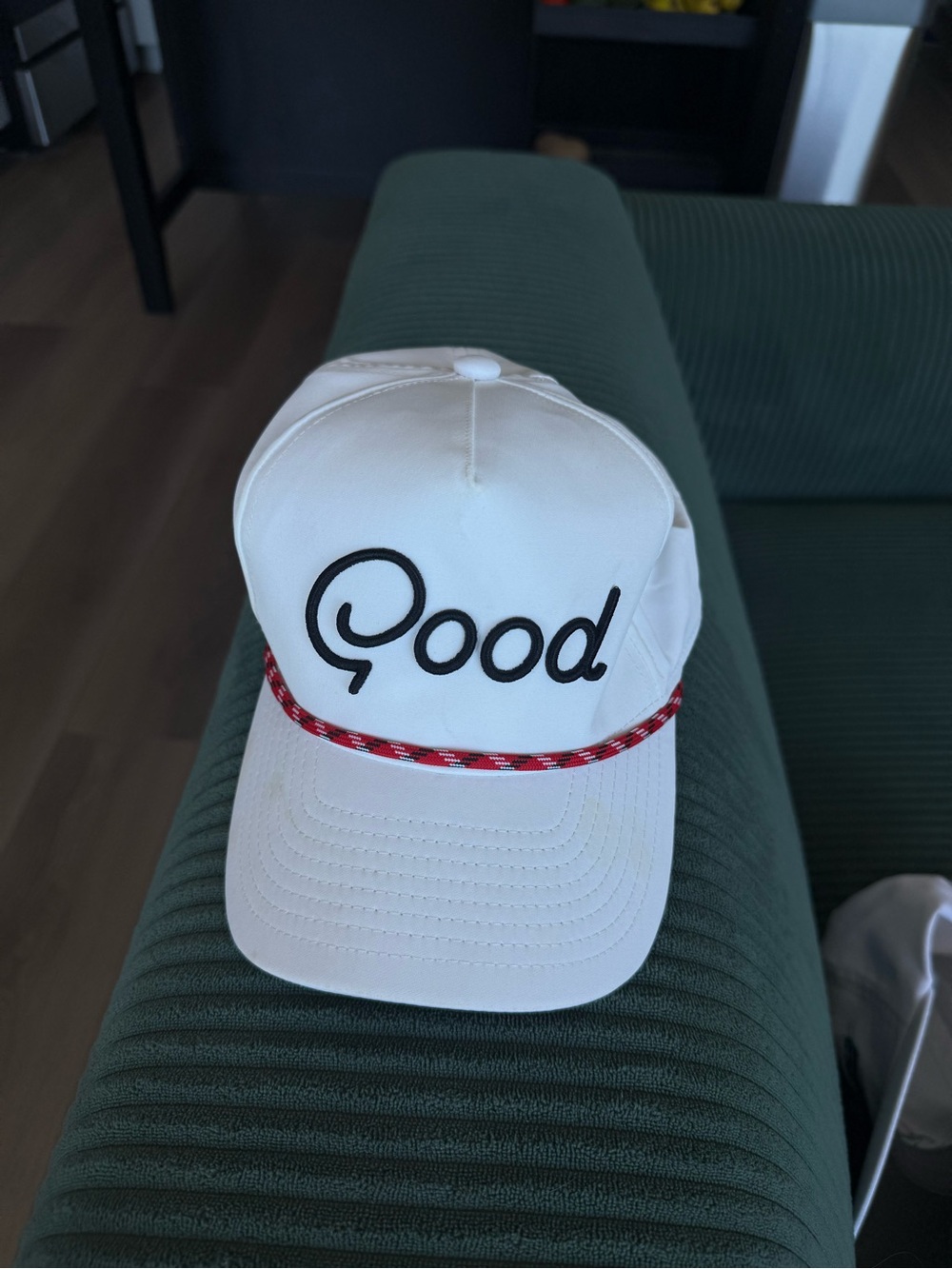 White 'Good' Logo Rope-Trim Trucker Hat